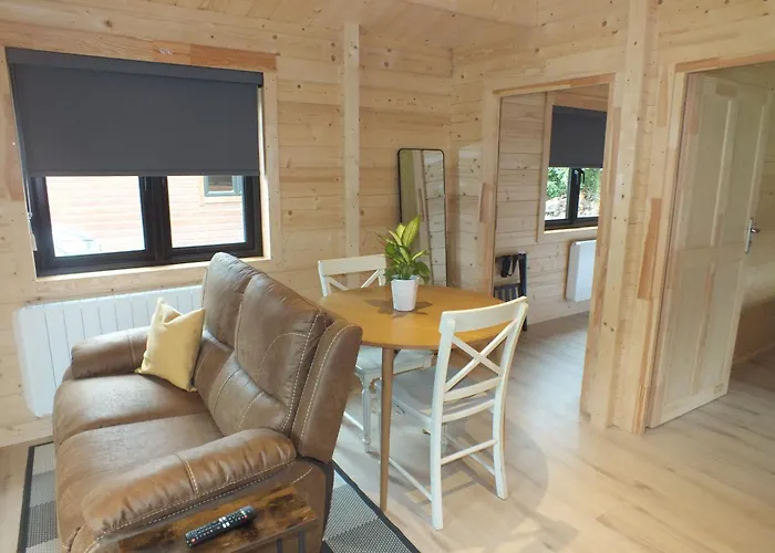 Ie For Adults Direct For Less شاليه